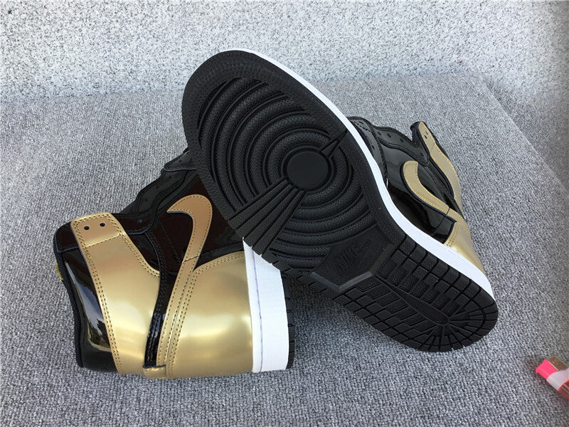 Air Jordan 1 Retro High OG "NRG Gold Toe"