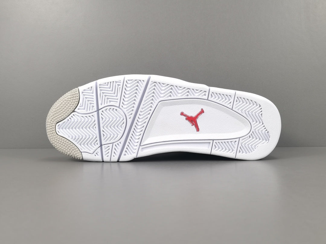 Air Jordan 4 Retro "White Oreo"