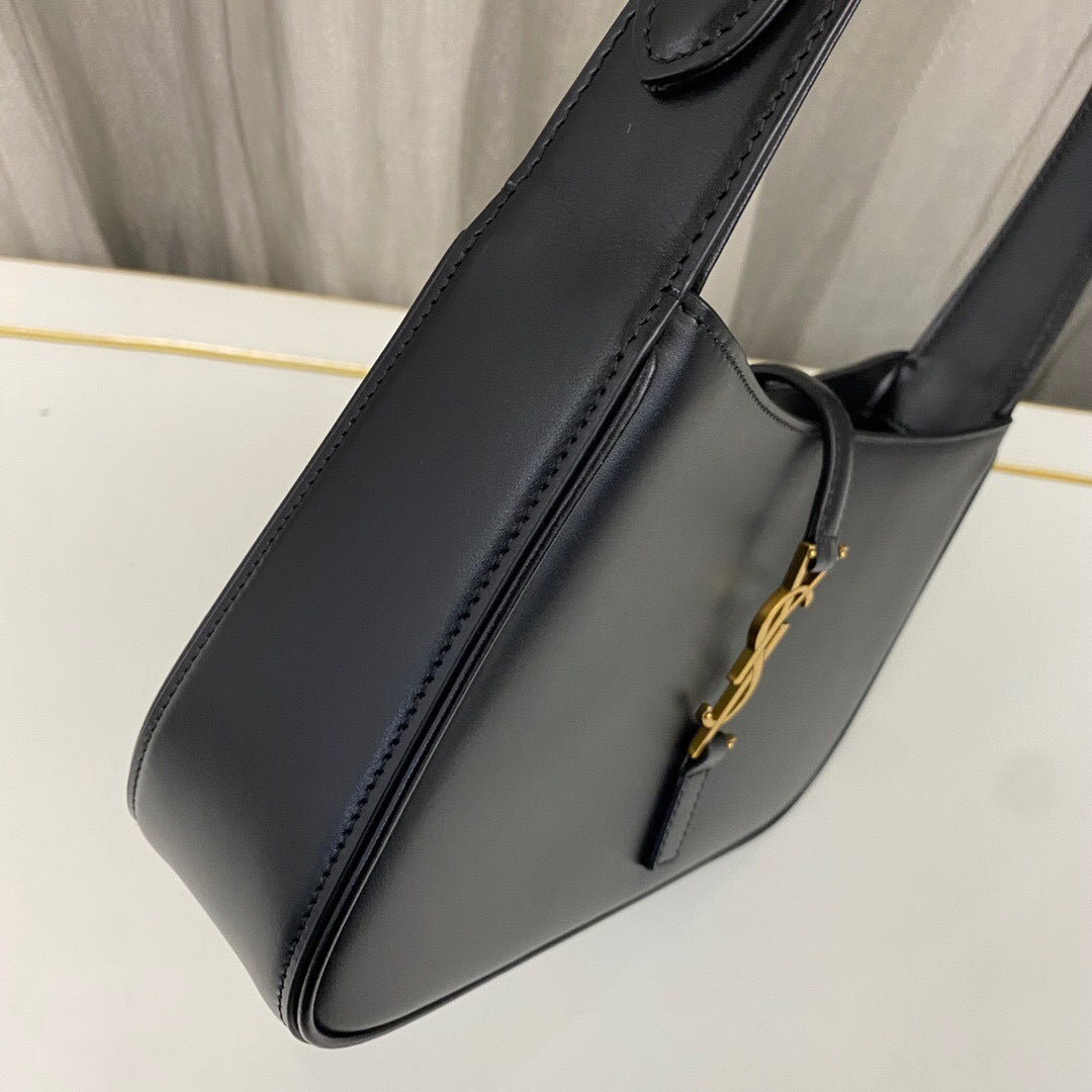 Saint Laurent le 5 à 7 in Smooth Leather