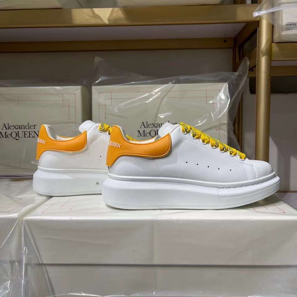 Alexander McQueen Oversized "White-Mimosa"