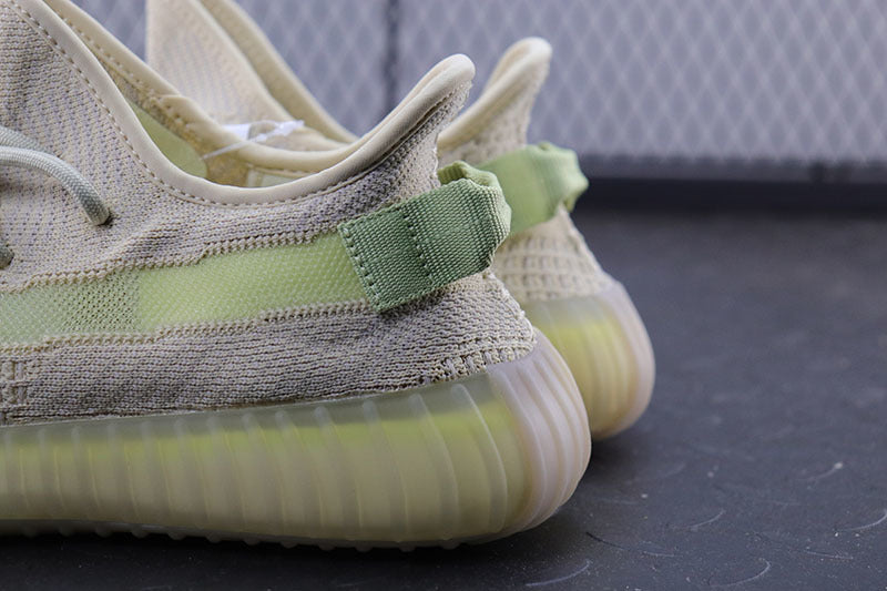 Yeezy 350 V2 "Flax"
