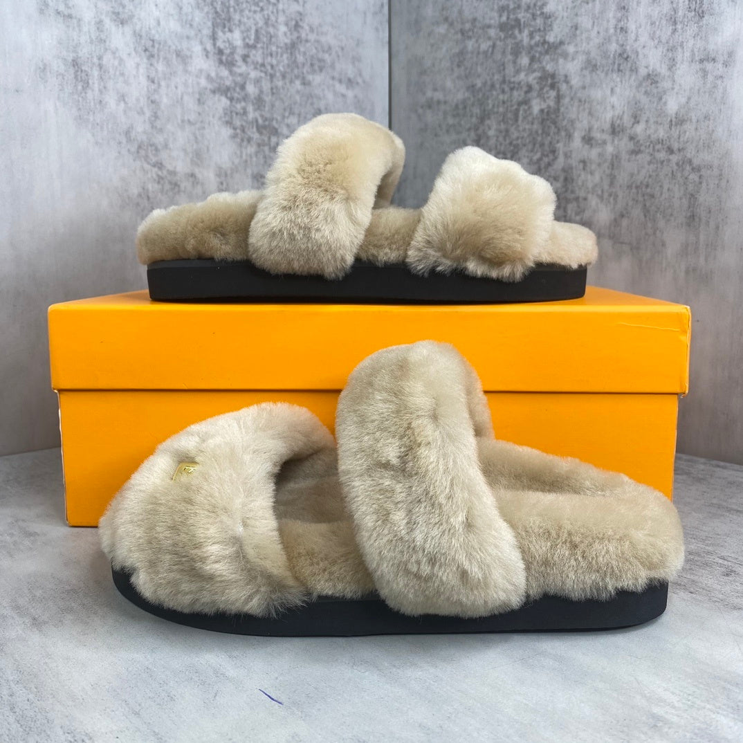 Louis Vuitton Sunset Comfort Nude Shearling Flat Mules "Beige"