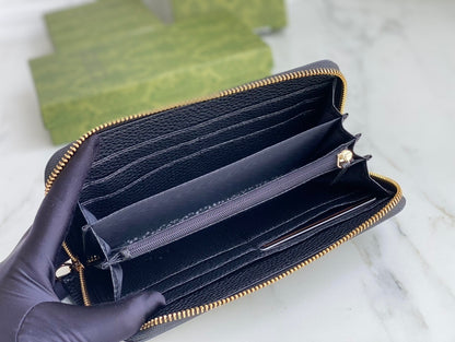 Gucci Bi-colour GG Marmont Zip Around Wallet