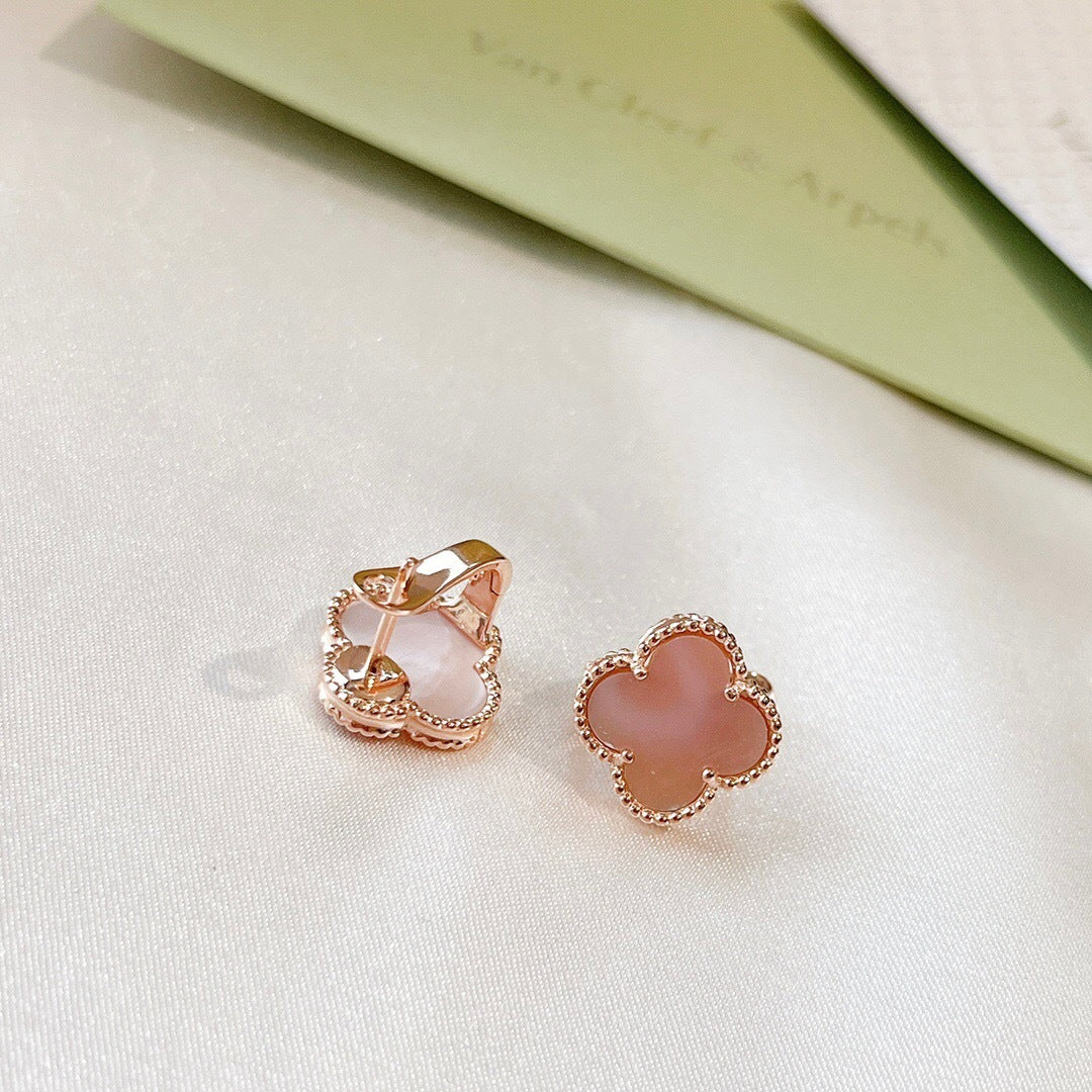 Van Cleef Earing