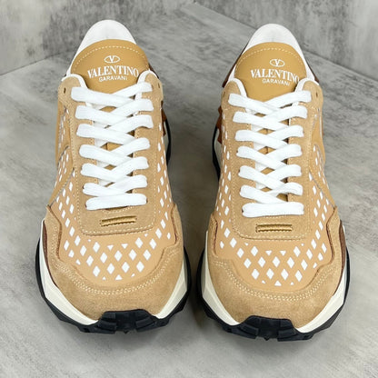 Valentino Garavani Netrunner "Camel Brown-White"