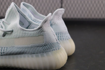 Yeezy 350 V2 "Cloud White"