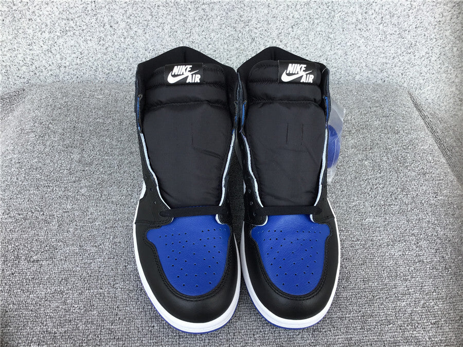 Air Jordan 1 Retro High OG "Royal Toe"