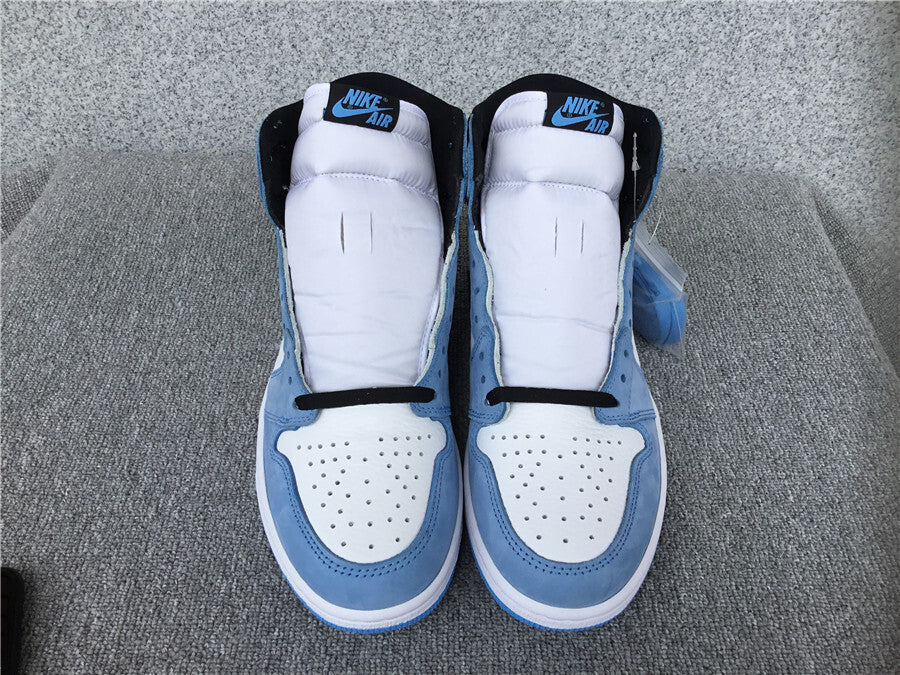 Jordan 1 Retro High OG "University Blue"