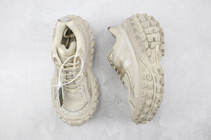 Balenciaga Bouncer "Beige"