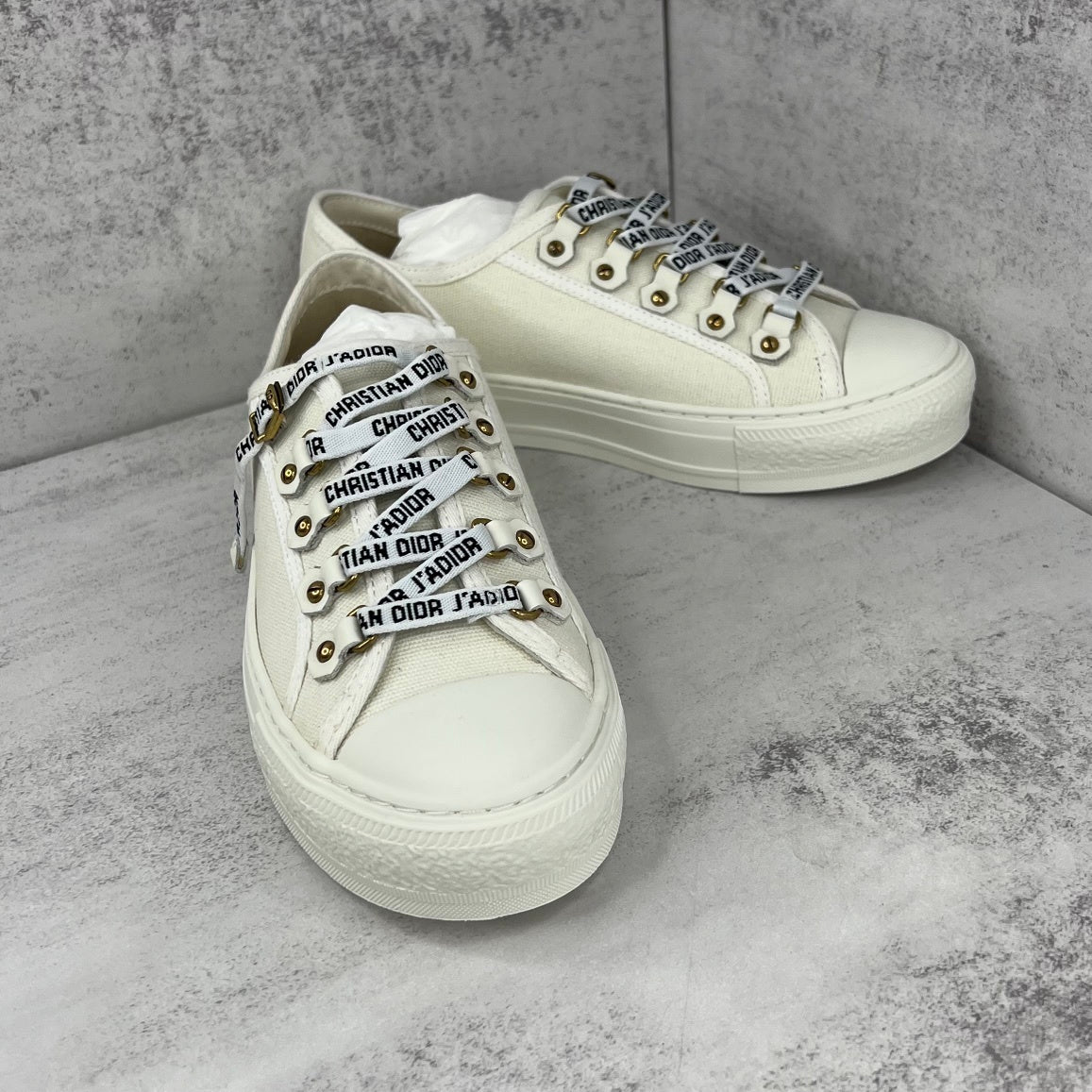 Dior Walk'N'Dior "White"