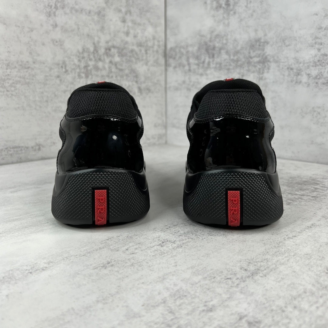 Prada America's Cup "Black"
