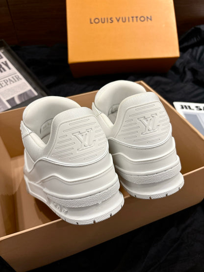 Louis Vuitton LV Trainers "White"