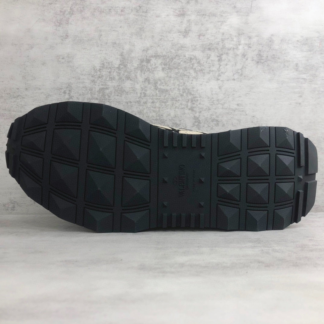 Valentino Garavani Netrunner "Black-Beige Monogram"