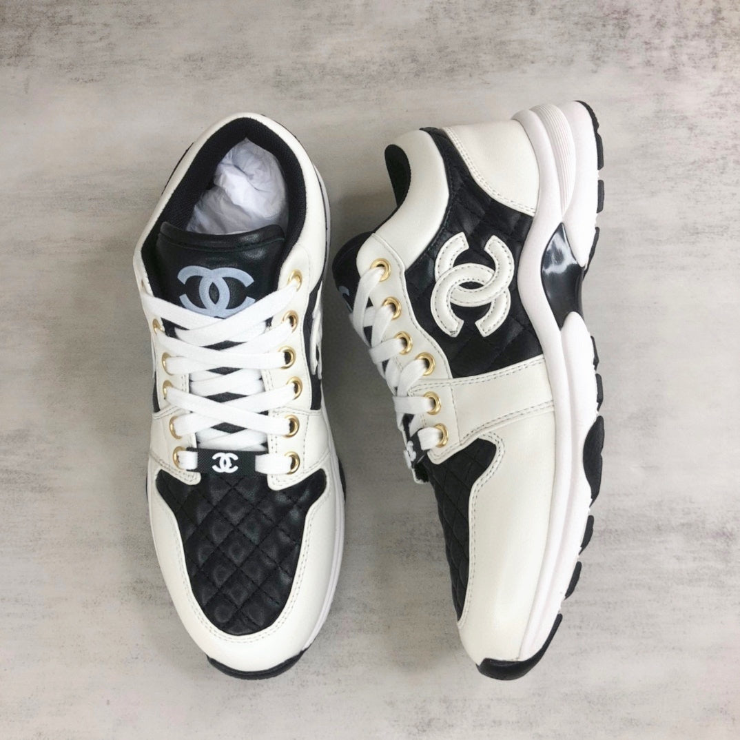 Chanel Interlocking CC "White-Black"