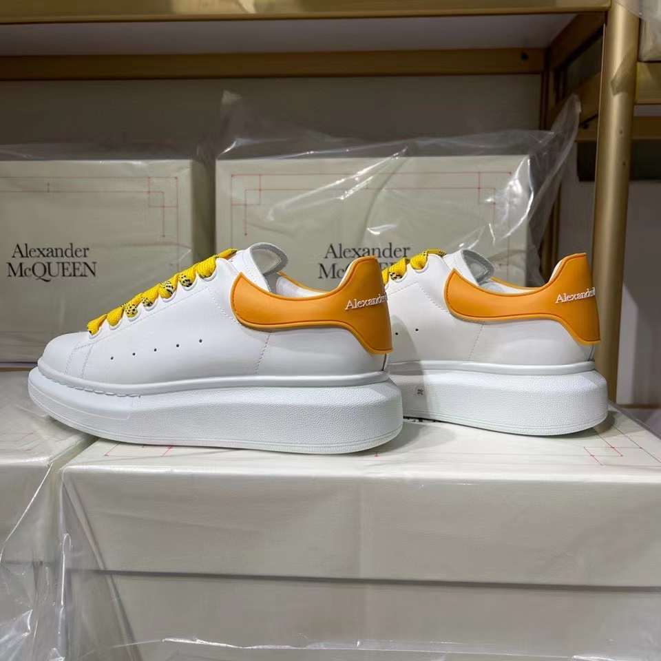 Alexander McQueen Oversized "White-Mimosa"