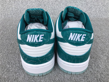 Nike Dunk Low "Ocean"
