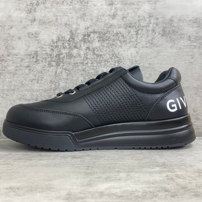 Givenchy Low-Top G4 "Black-White Logo"