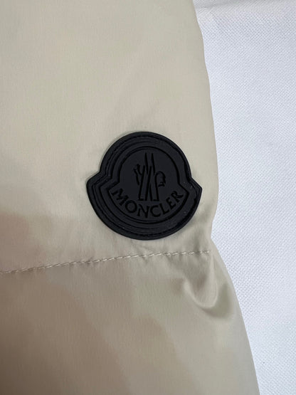 Moncler Forez Hooded Short Down Jacket "Stone Grey"