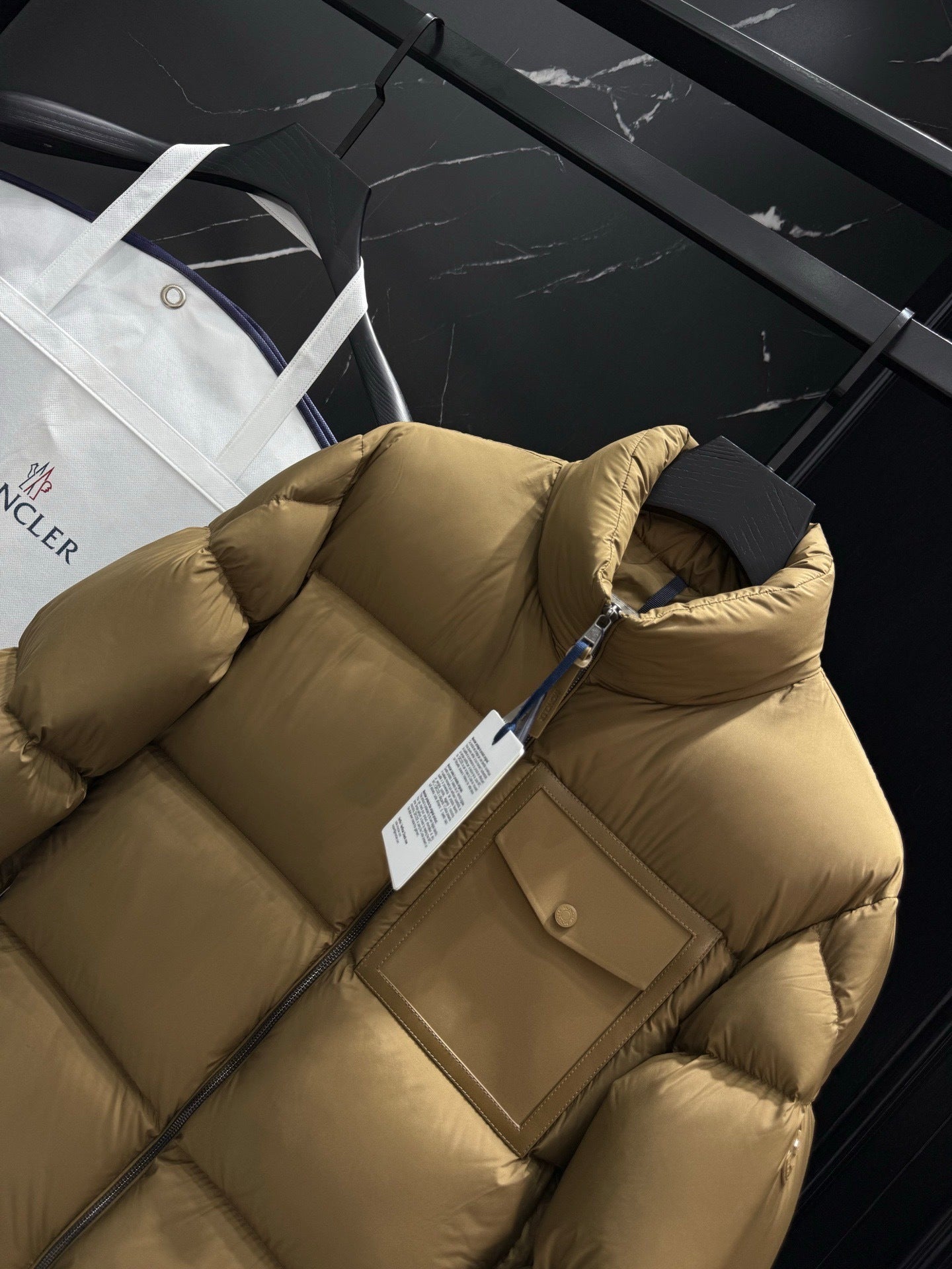 Moncler Chinon Square-Quilted Short Down Jacket "Camel Beige"