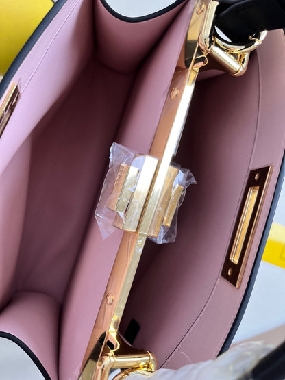 Fendi Peekaboo ISeeU Medium Bag