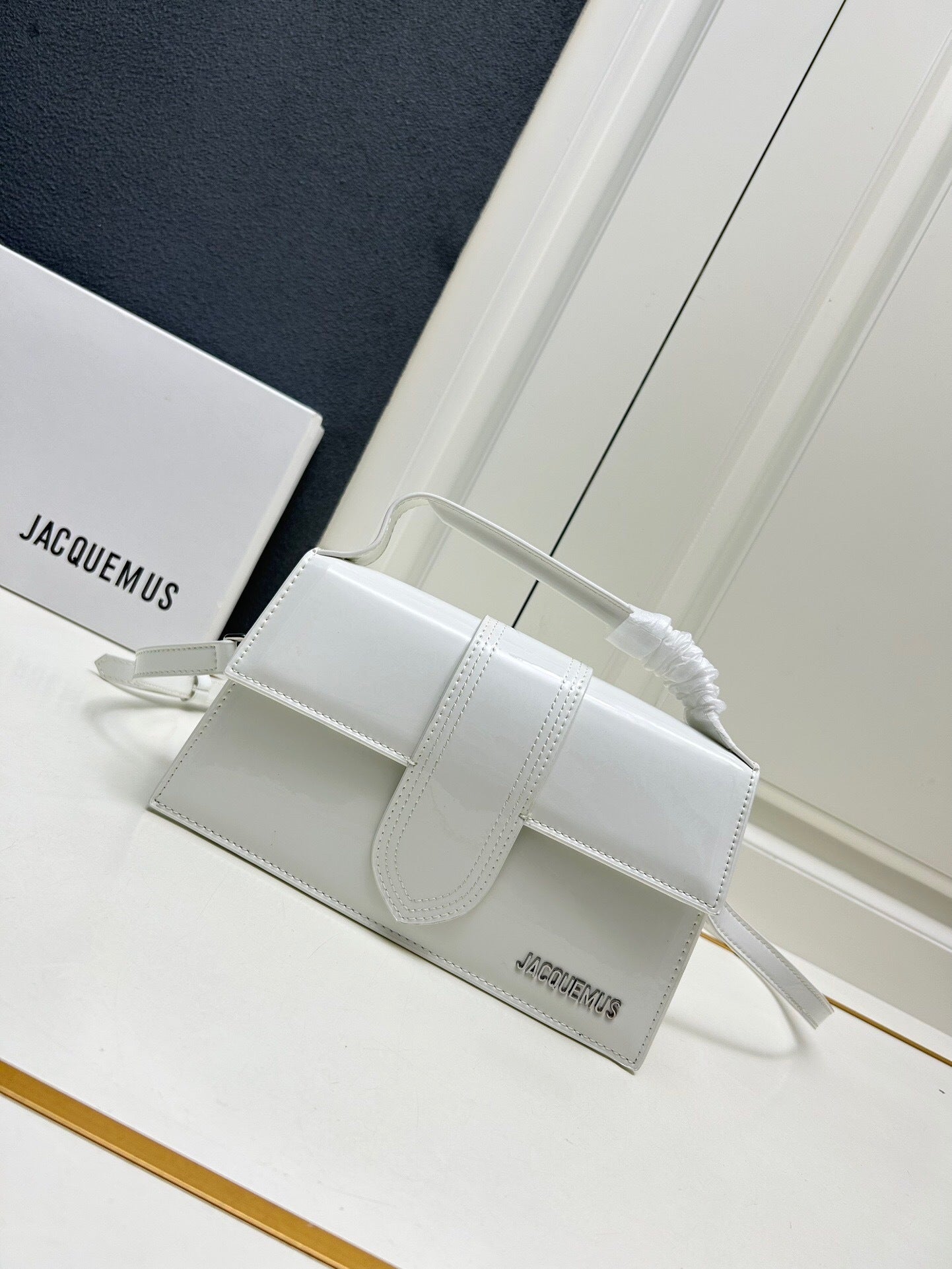 Jacquemus Le Grand Bambino