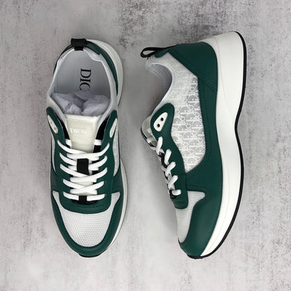 Dior B25 "Green-White"