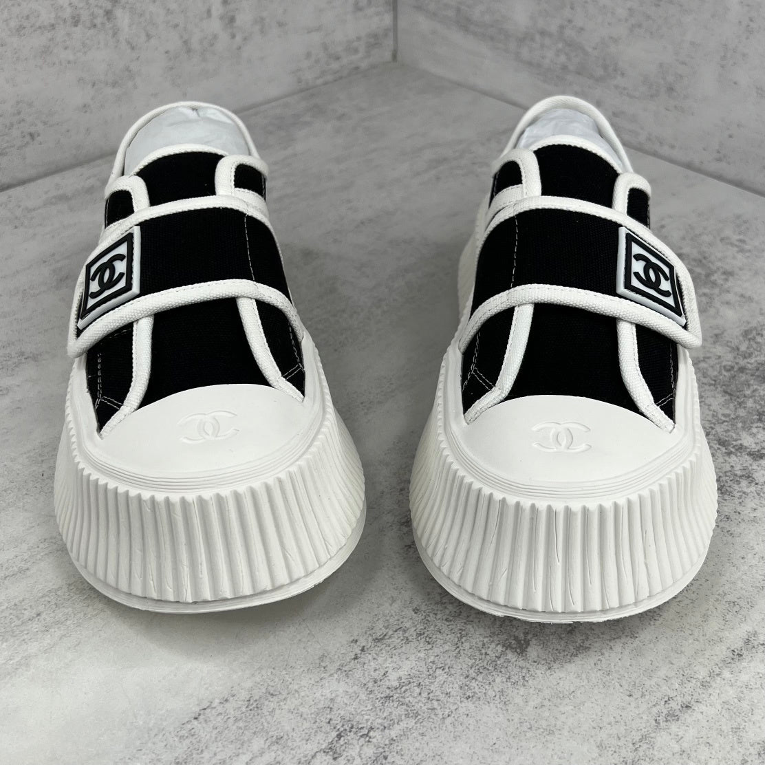 Chanel Single Strap "Black-White"