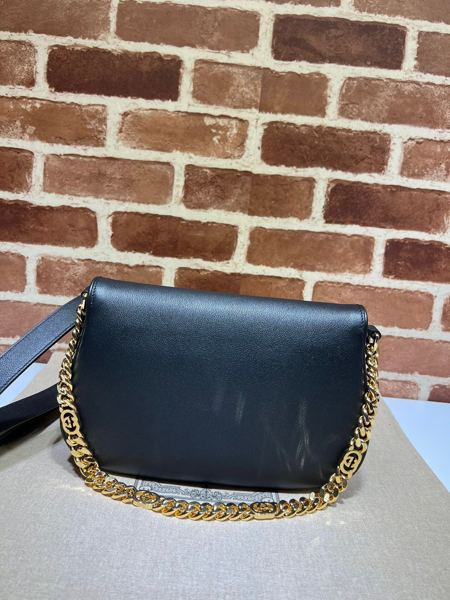 Gucci Blondie Shoulder Bag
