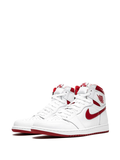 Air Jordan 1 Retro High OG "Metallic Red"