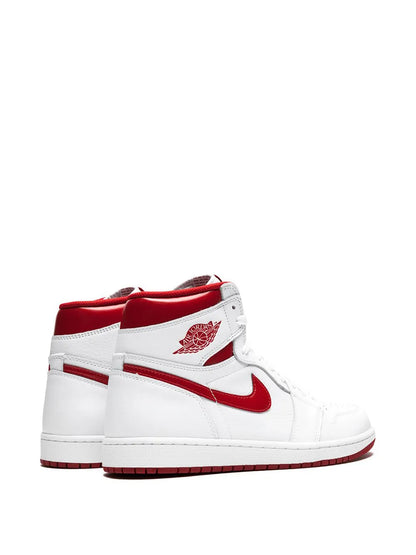 Air Jordan 1 Retro High OG "Metallic Red"