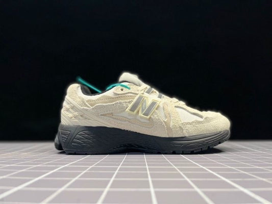 New Balance 1906R “Beige-Black”