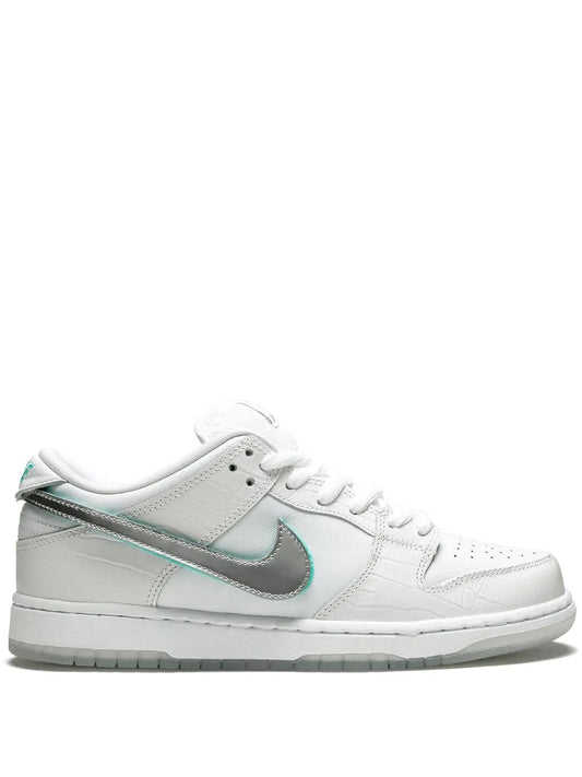 Diamond Supply Co. x Nike SB Dunk Low Pro OG QS "White"