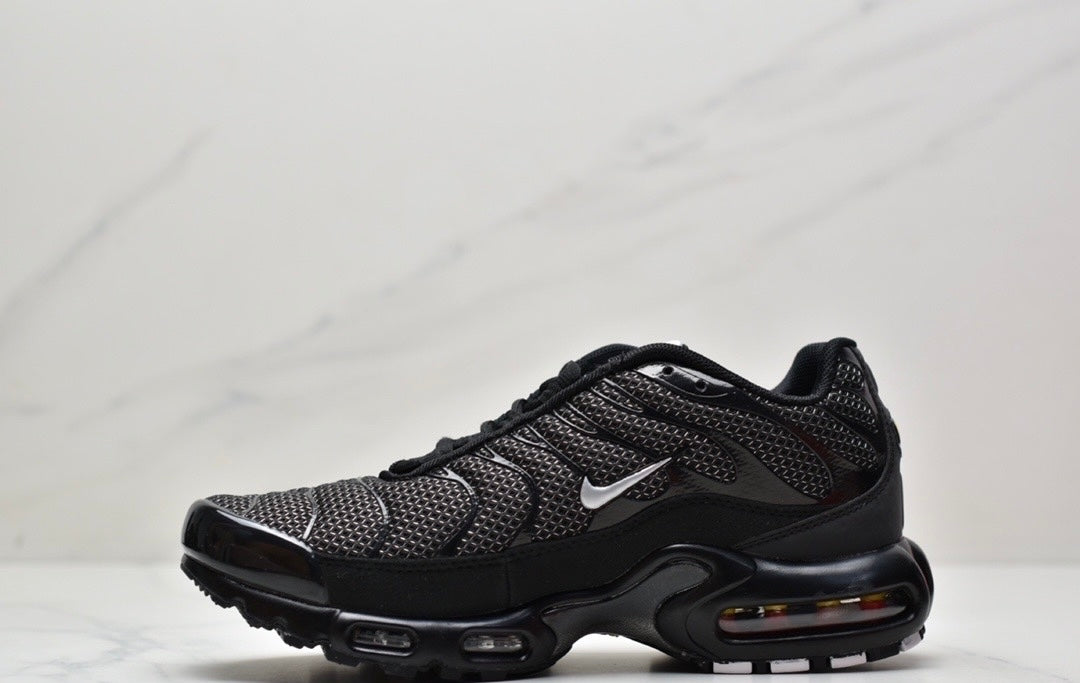 Nike Air VaporMax Plus "Black"