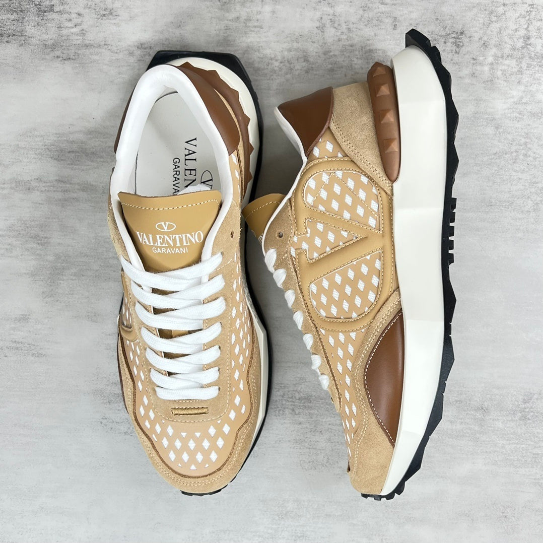 Valentino Garavani Netrunner "Camel Brown-White"