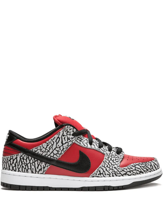 Supreme x Nike SB Dunk Low Premium "Red Cement"