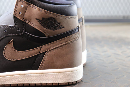Air Jordan 1 Retro High OG "Palomino"