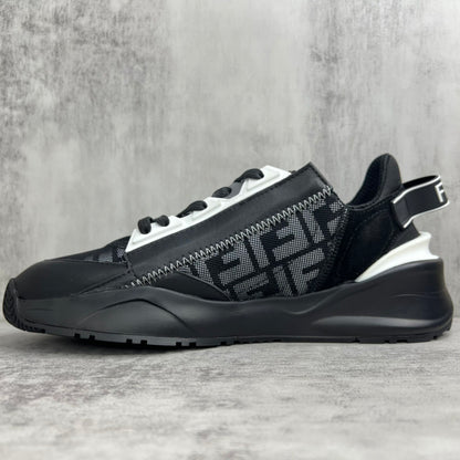 Fendi Flow "Black-White"