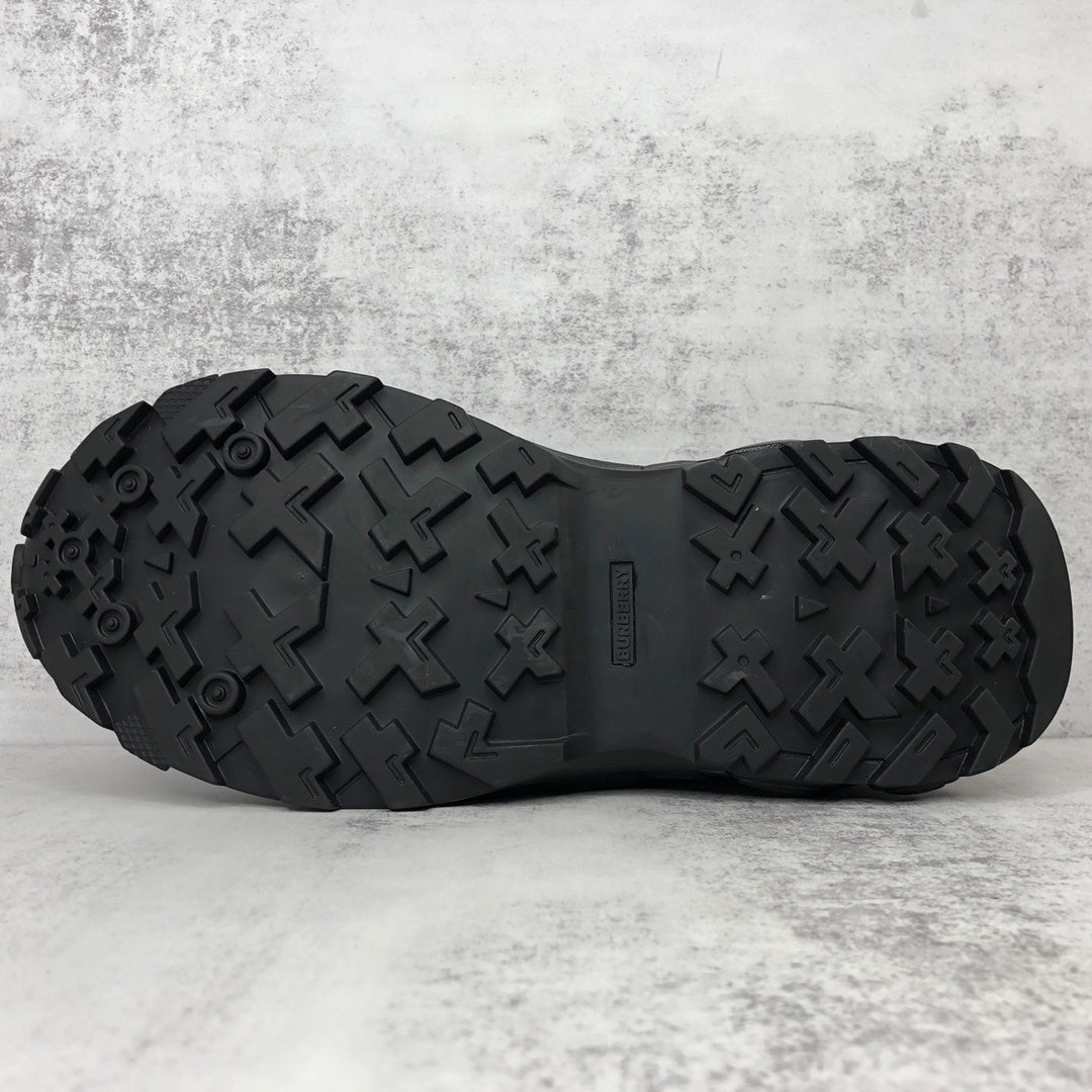 Burberry Arthur "Black-Red Heel Loop"