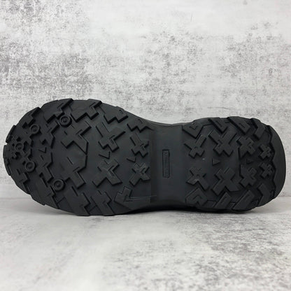 Burberry Arthur "Black-Red Heel Loop"