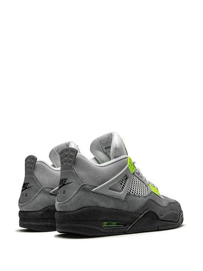 Air Jordan 4 Retro SE "Neon"