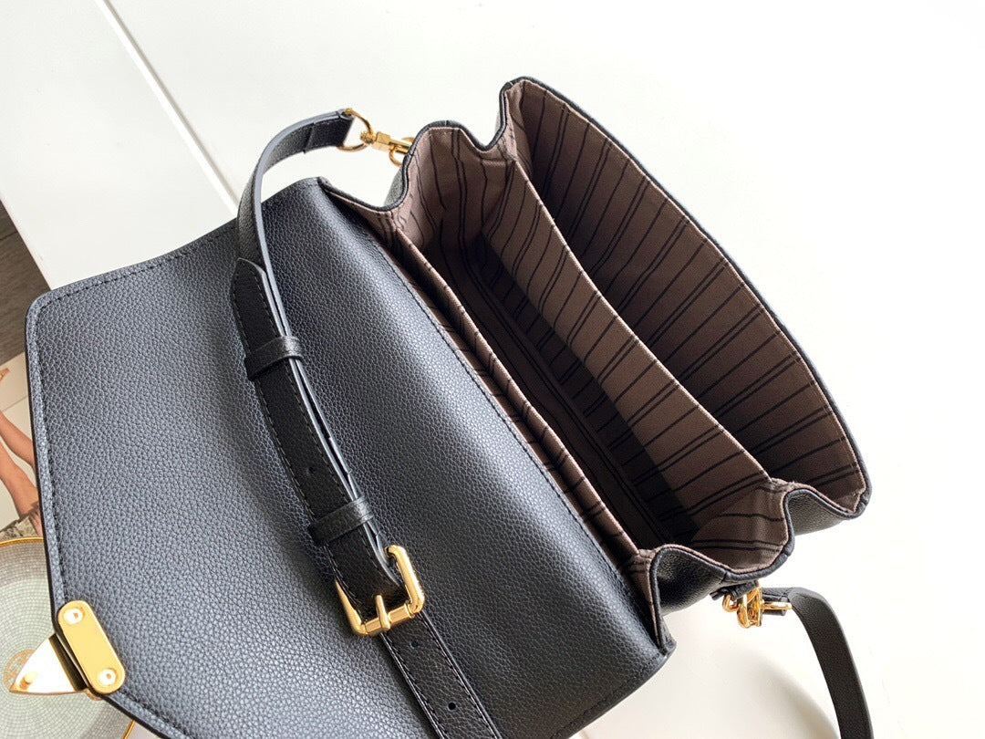 Louis Vuitton Pochette Métis
