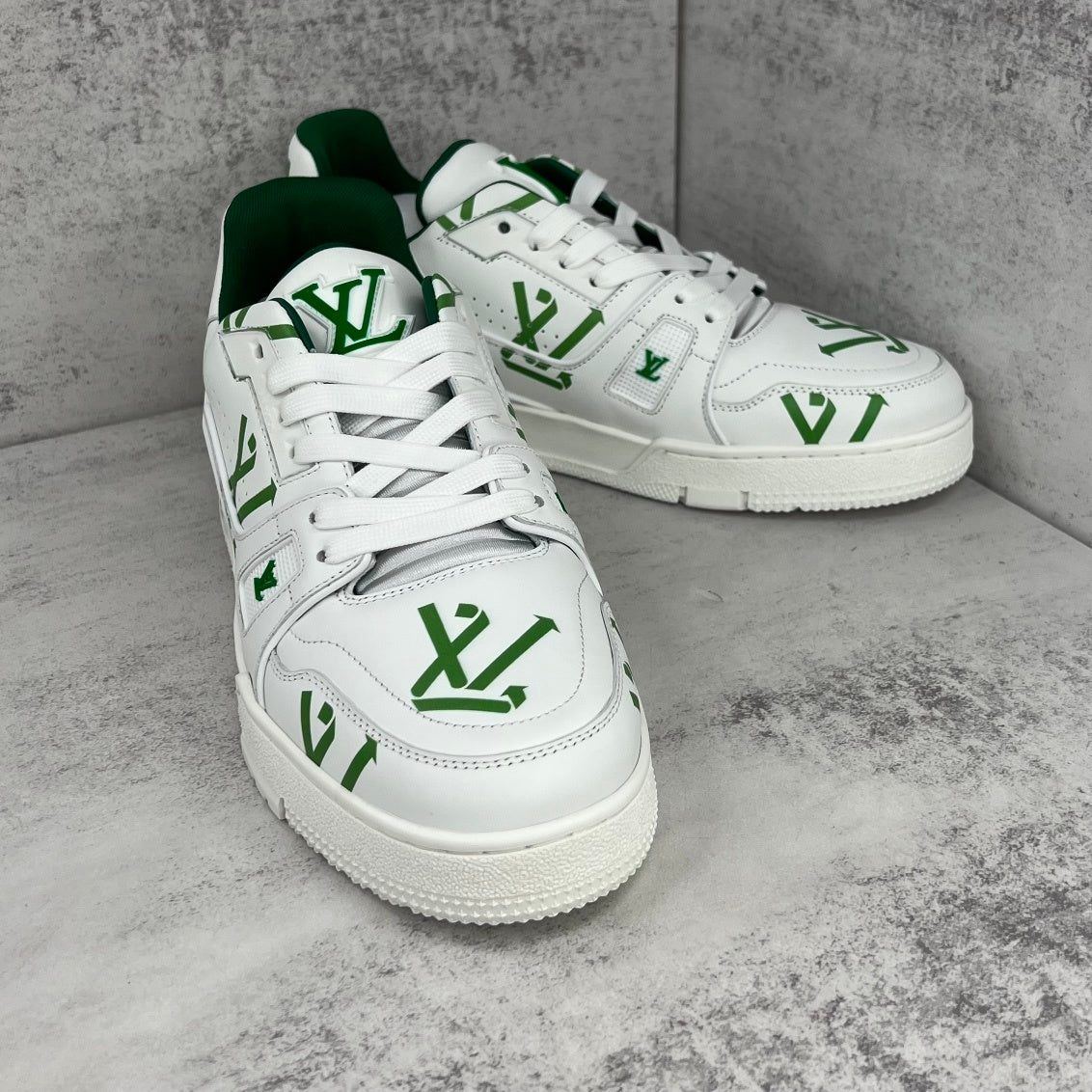 Louis Vuitton Trainers "White-Green Recycled"