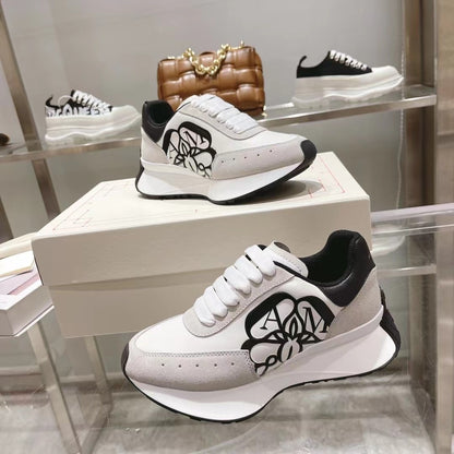 Alexander McQueen Sprint Runner "Black-White"