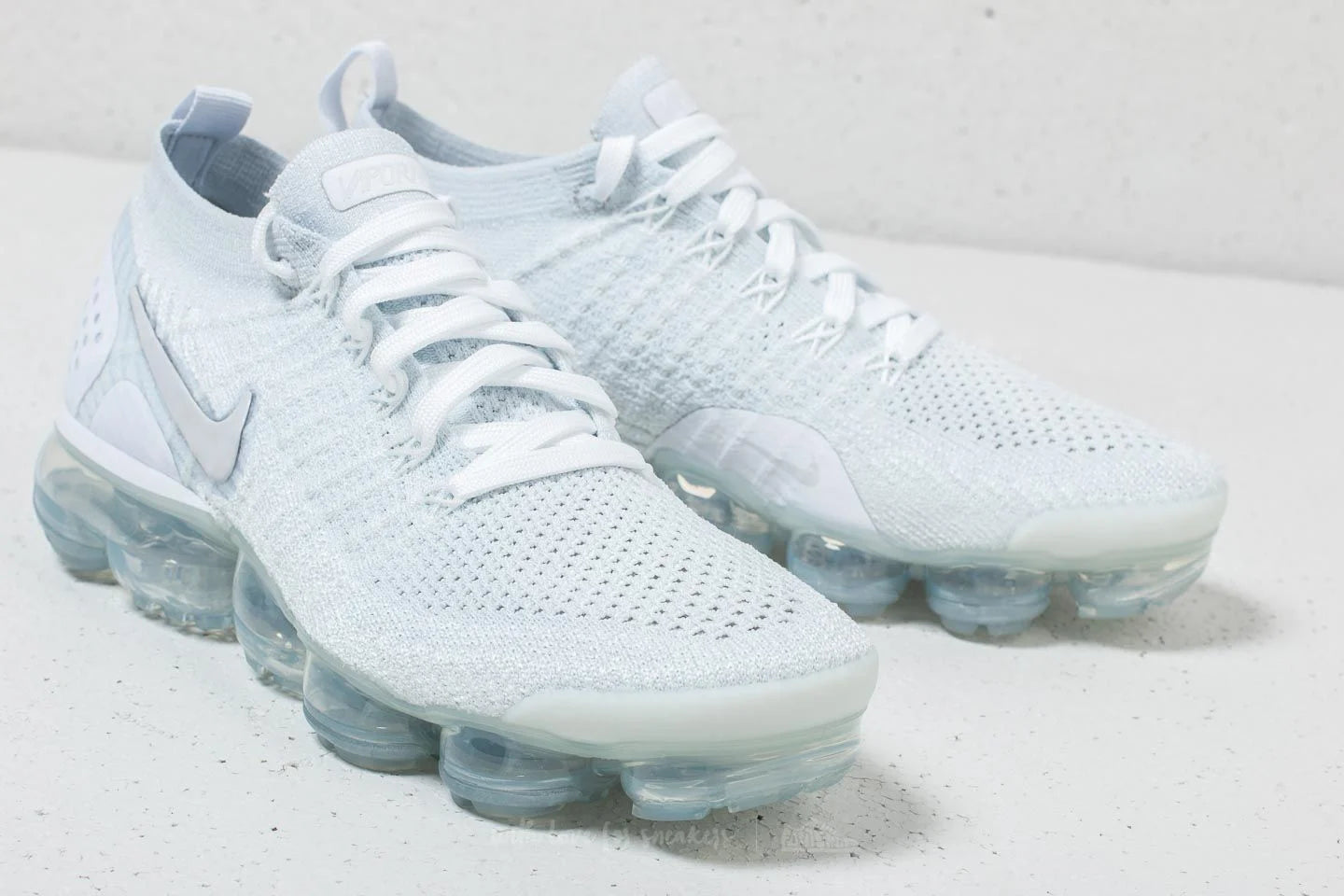 Nike Air VaporMax Flyknit 2 "White"