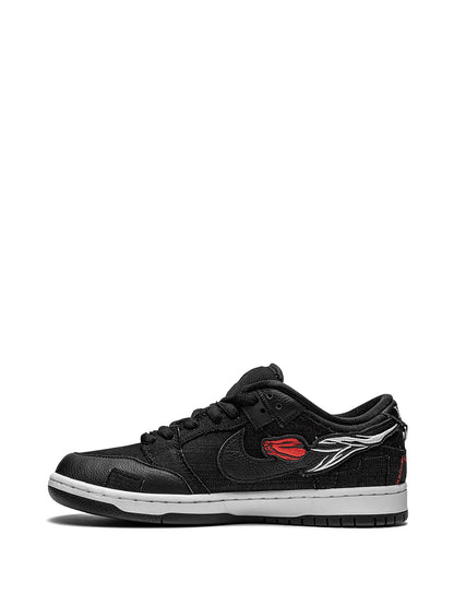 Nike SB Dunk Low "Wasted Youth"