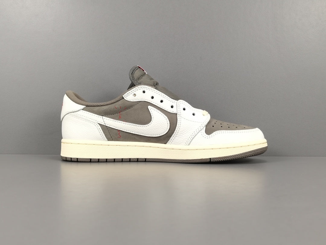 Air Jordan 1 Low "Travis Scott Reverse Mocha"