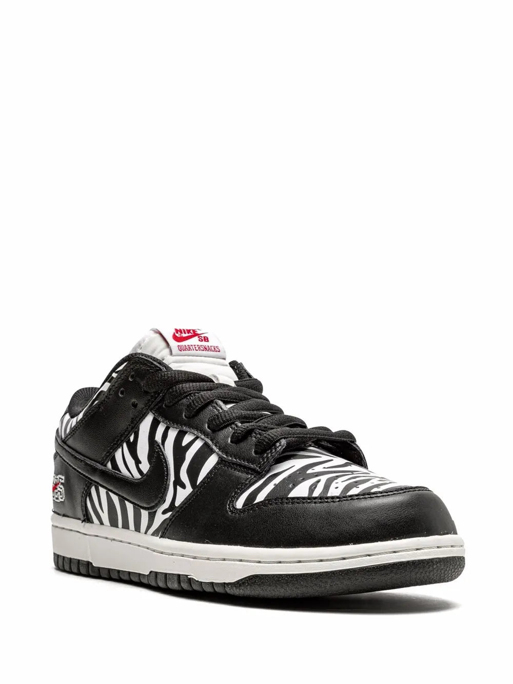 Nike SB Dunk Low "Zebra"