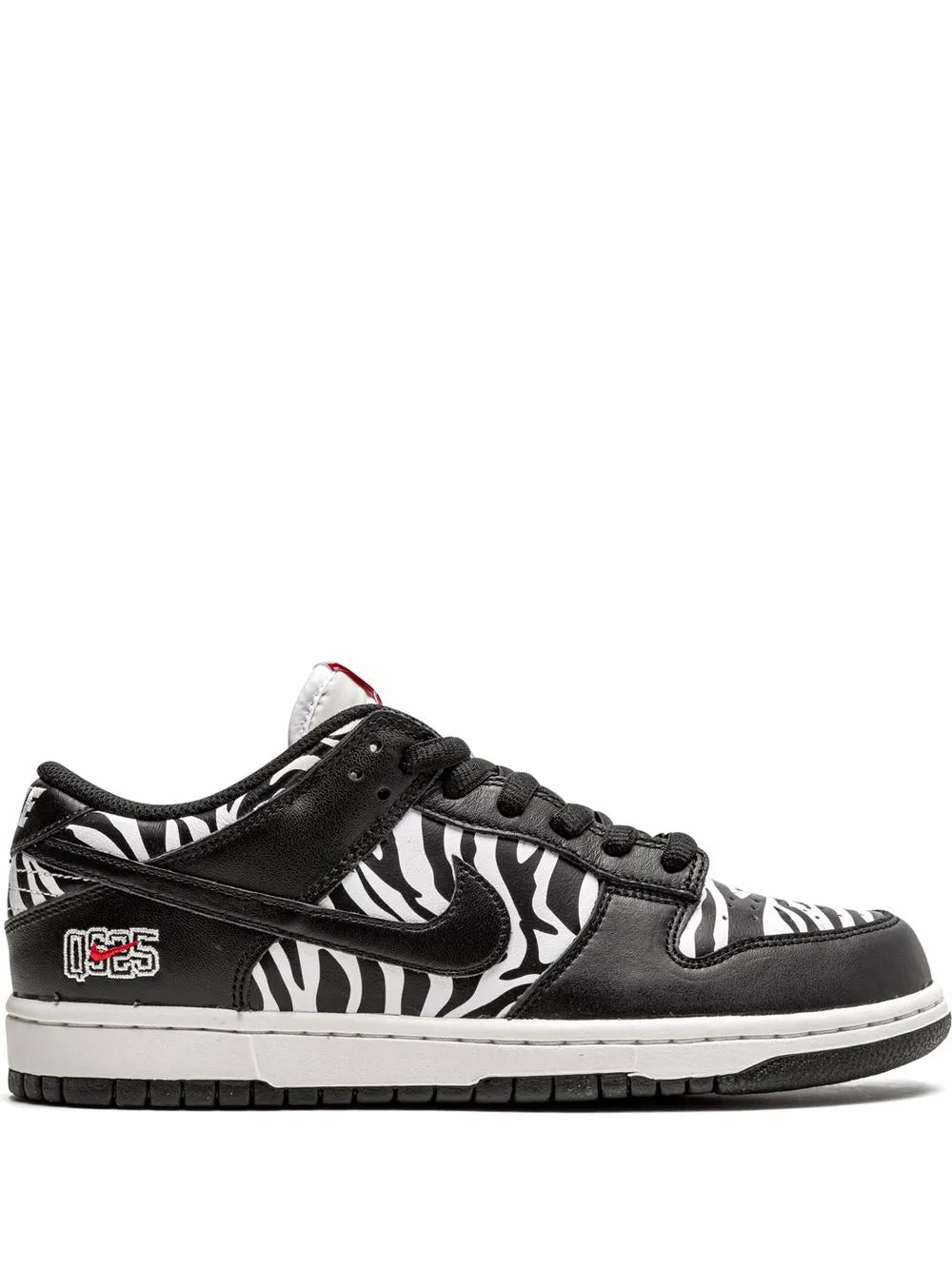 Nike SB Dunk Low "Zebra"