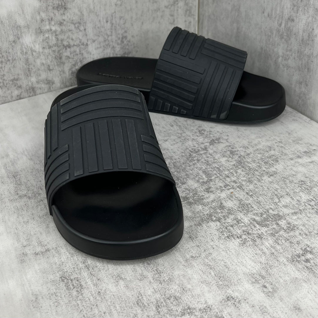 Bottega Veneta Slides "Black"