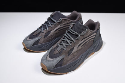 Yeezy 700 V2 "Geode"